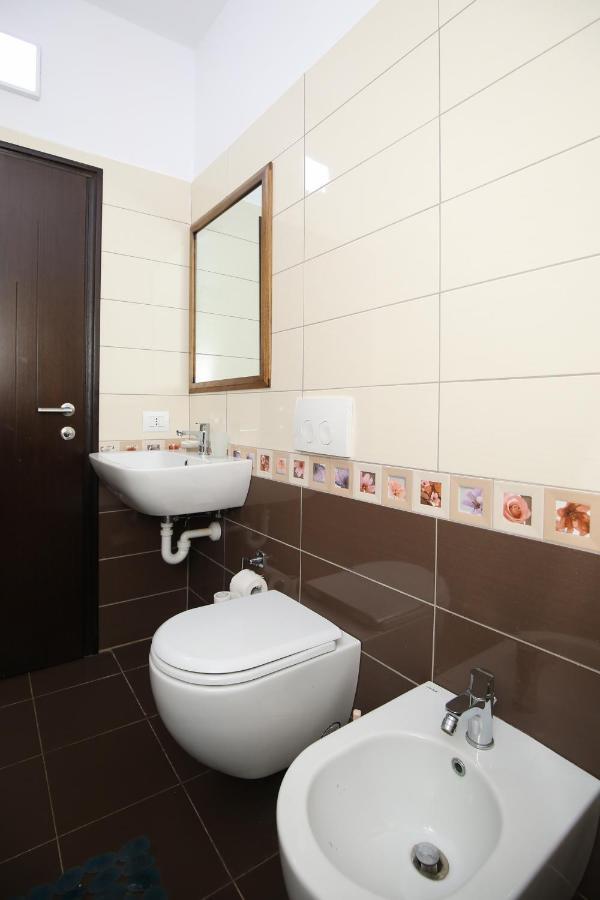 Hotel Summer Stars Vlore Ngoại thất bức ảnh