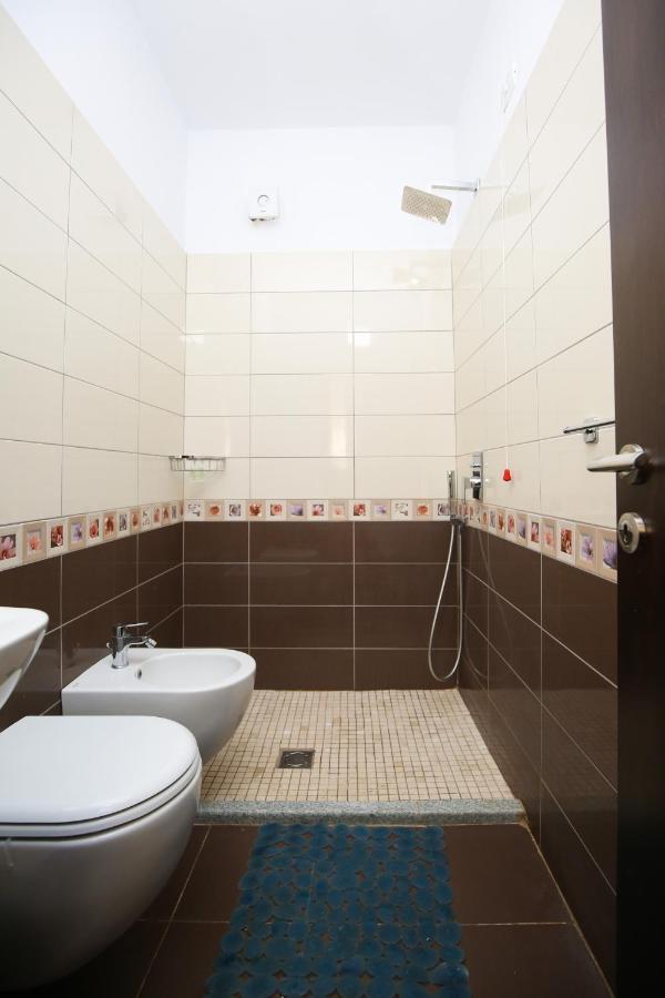 Hotel Summer Stars Vlore Ngoại thất bức ảnh