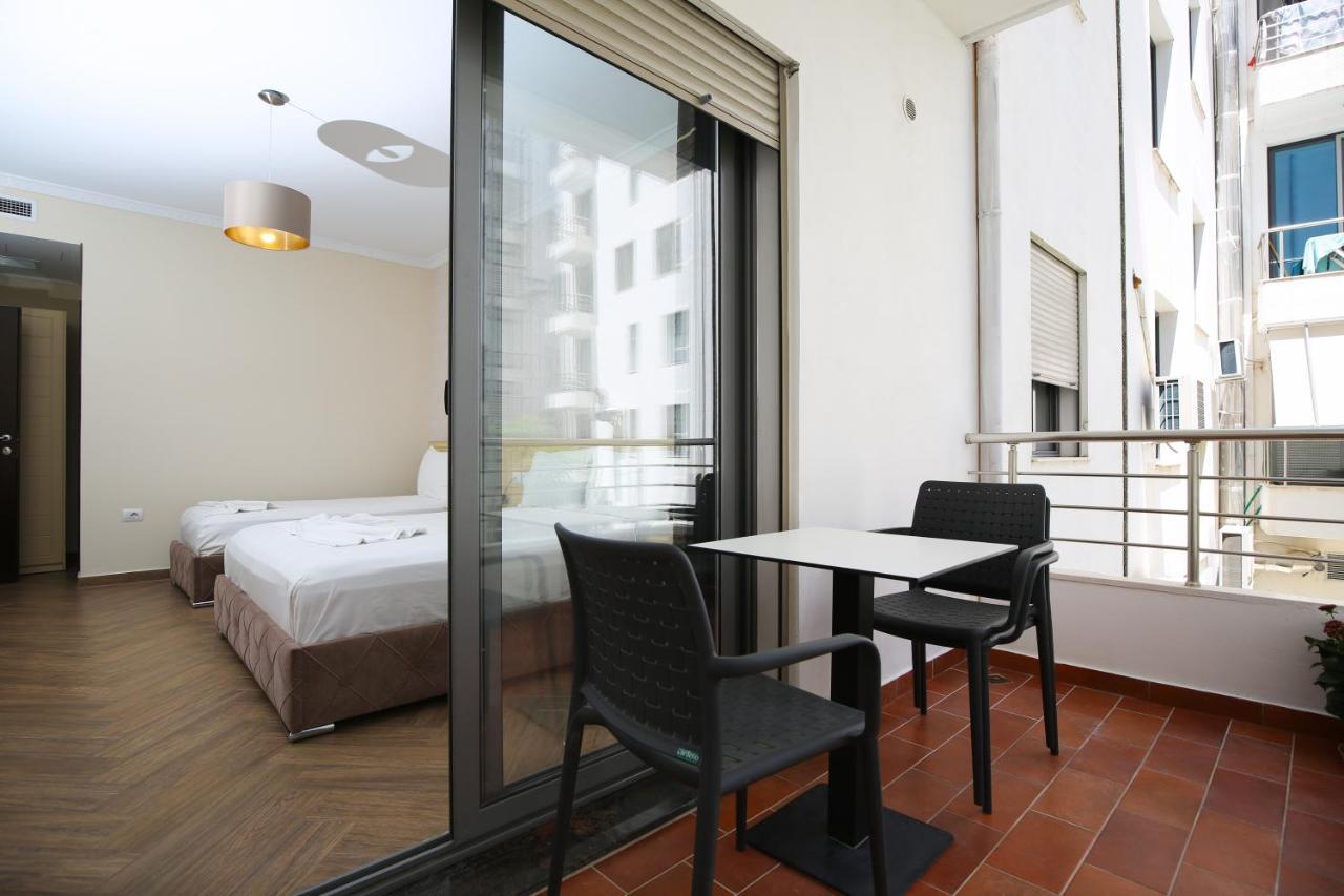 Hotel Summer Stars Vlore Ngoại thất bức ảnh