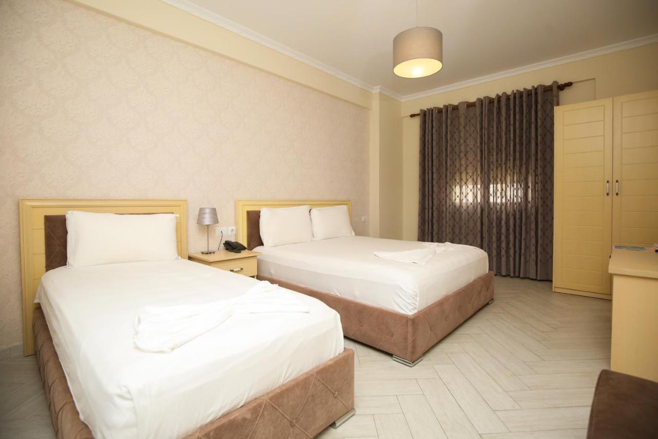 Hotel Summer Stars Vlore Ngoại thất bức ảnh