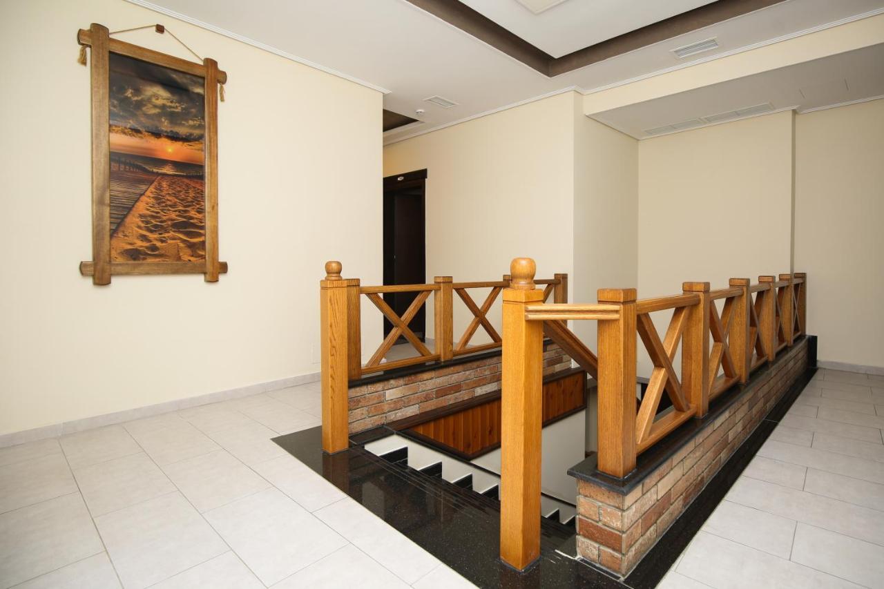 Hotel Summer Stars Vlore Ngoại thất bức ảnh